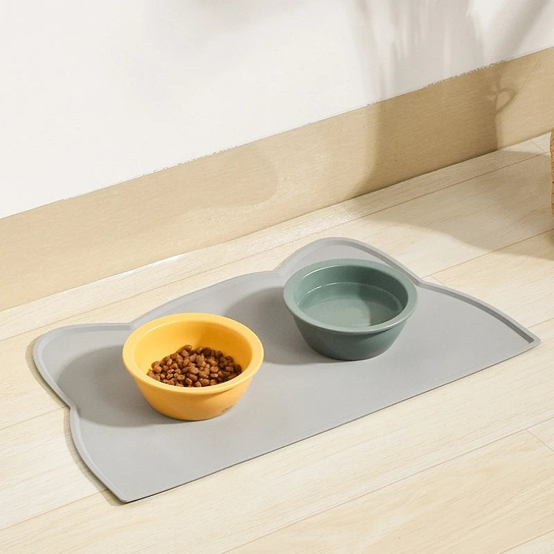 “Silicone Pet Feeding Mat – Waterproof Non-Slip Bowl Pad for Dogs & Cats”