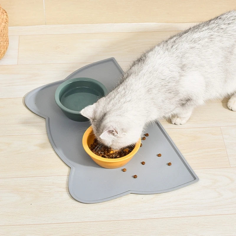 “Silicone Pet Feeding Mat – Waterproof Non-Slip Bowl Pad for Dogs & Cats”