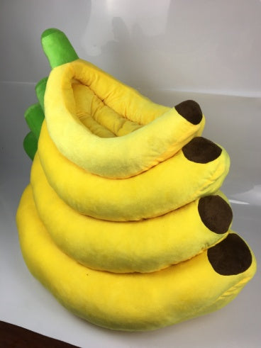Cozy Banana Pet Bed – Soft Nest for Cats & Small Dogs