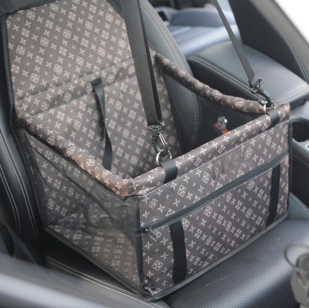 Pet Car Safety Seat – Comfortable & Secure Booster for Dogs & Cats