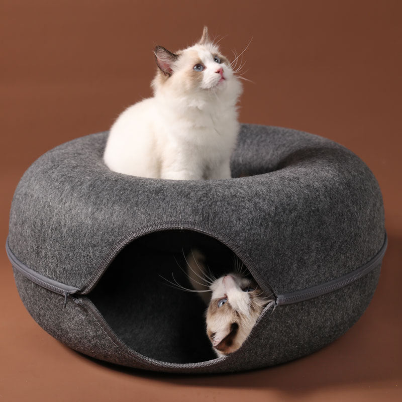 2-in-1 Felt Cat Tunnel Bed – Convertible Nest for Play & Rest – grooming kit
