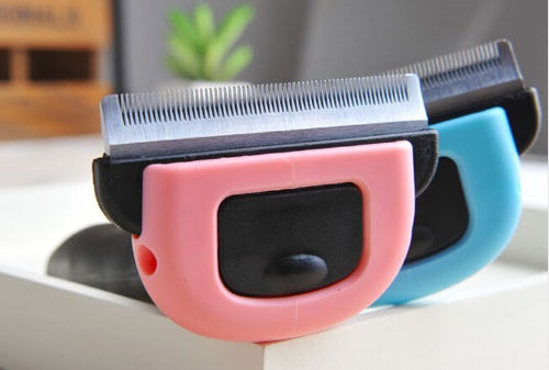 Deshedding Brush for Long-Haired Pets – Reduce Shedding & Maintain a Healthy Coat
