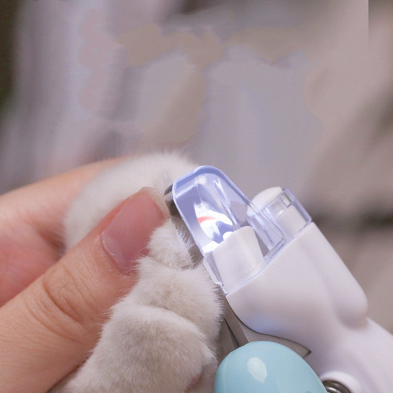 LED Pet Nail Clippers – Safe Nail Trimmer with Quick Sensor for Cats, Dogs & Rabbits