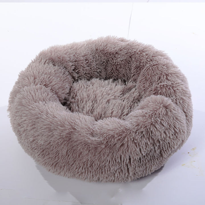 Plush Donut Pet Bed – Calming Nest for Dogs & Cats in 13 Colors – grooming kit