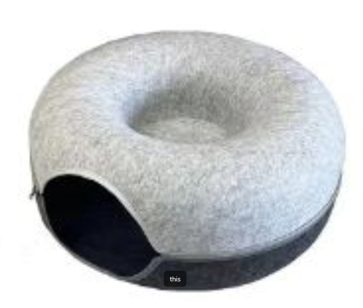 2-in-1 Felt Cat Tunnel Bed – Convertible Nest for Play & Rest – grooming kit