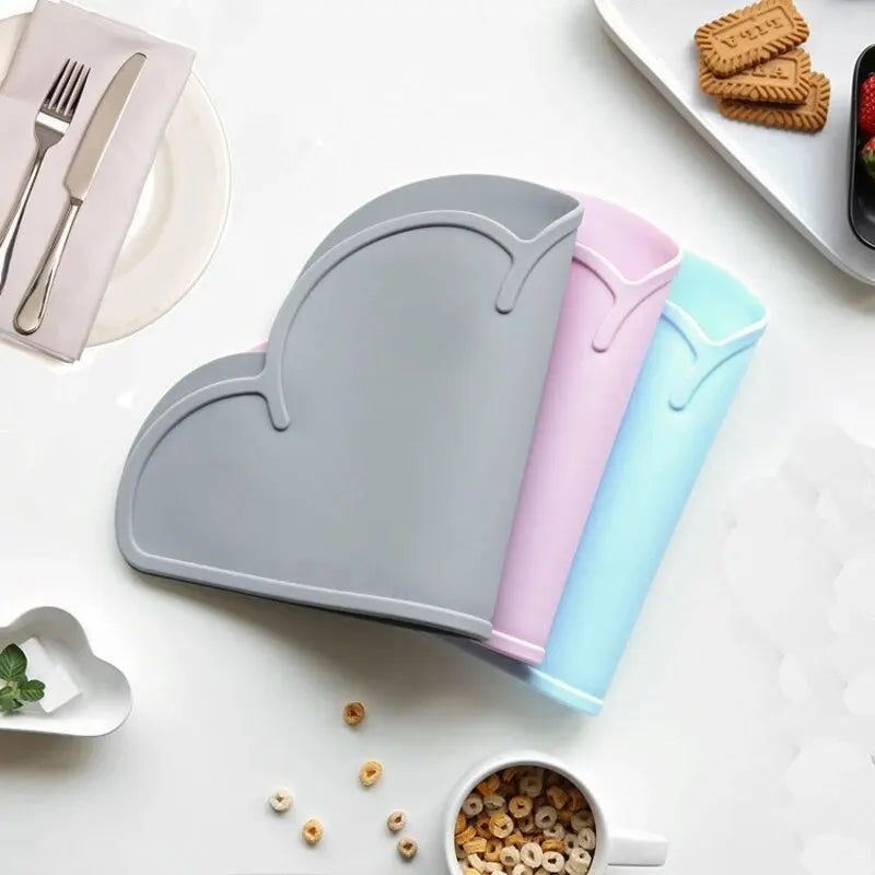 Cloud Pet Placemat – Waterproof Silicone Feeding Mat for Dogs & Cats