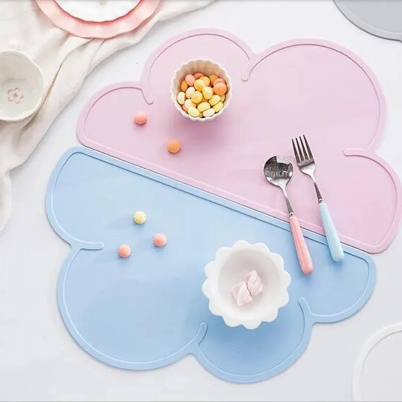 Cloud Pet Placemat – Waterproof Silicone Feeding Mat for Dogs & Cats