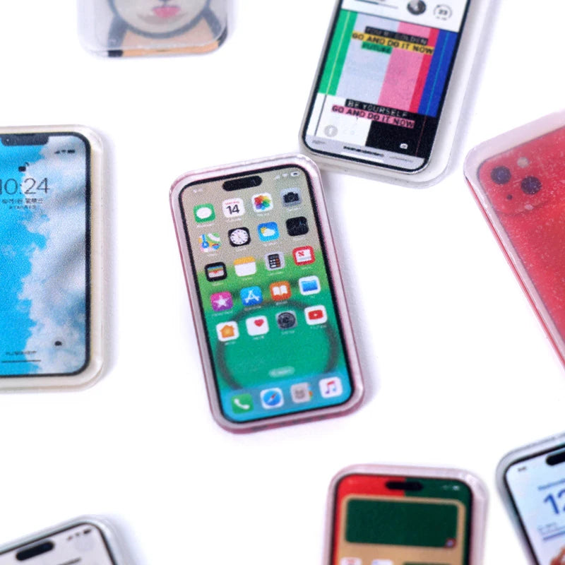 Miniature Mobile Phone Set – 5pcs for 1:6 & 1:12 Dollhouses & Dioramas