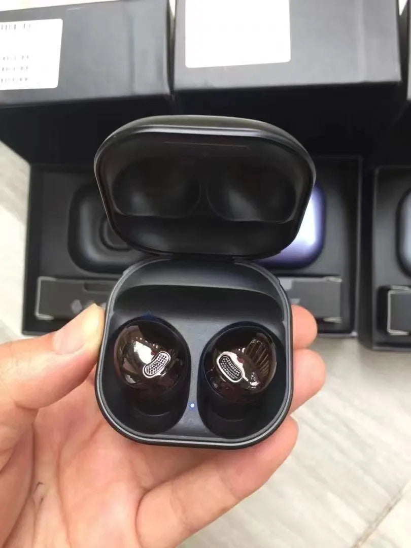 R190 Buds Pro TWS Earphones – Wireless Charging & Stereo Sound