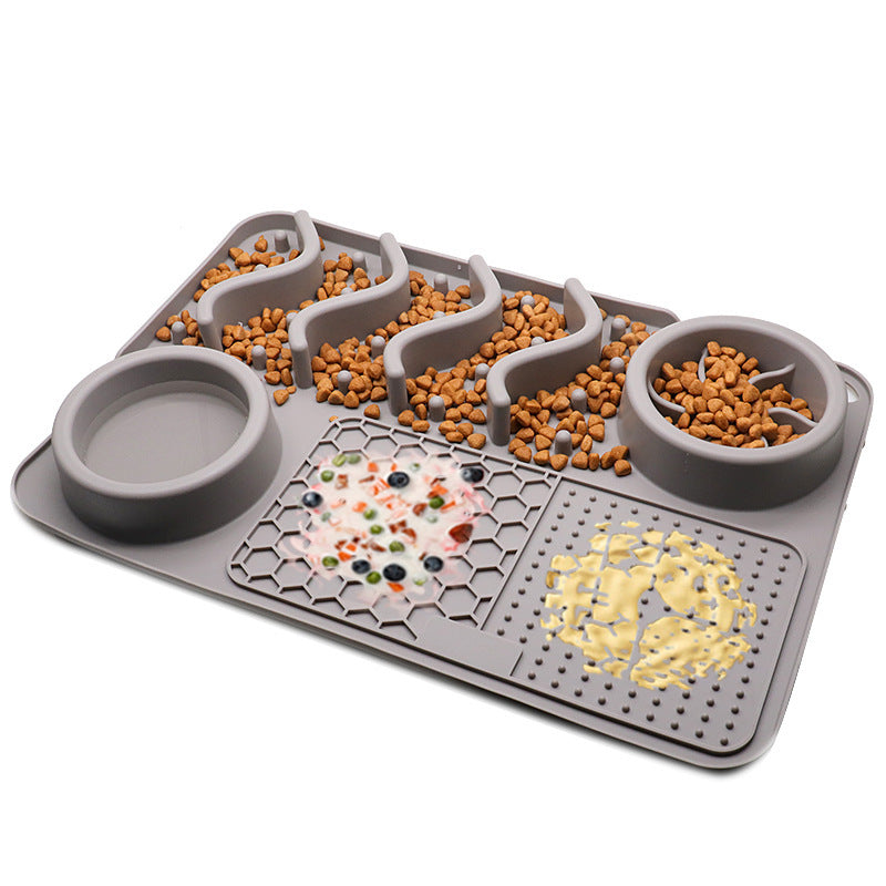 Pet Licking Mat – Slow Feeder for Dogs & Cats | Anxiety Relief & Dental Health