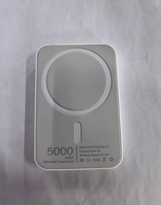 Creative Wireless Power Bank – Compact Qi Charger for Travel & Everyday Use